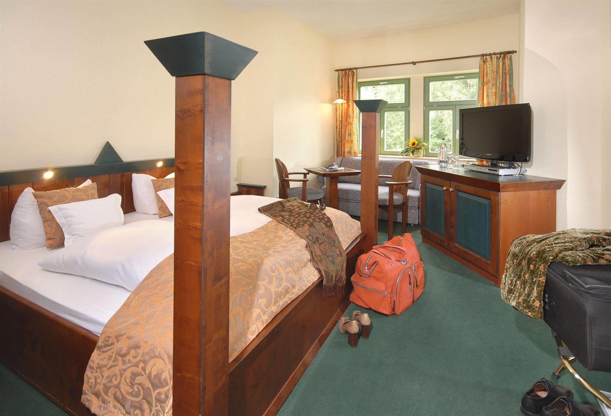Hotel Saigerhuette Olbernhau Bagian luar foto
